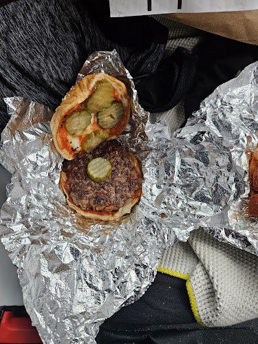 Comentarii opinii despre Five Guys Cheshire Oaks