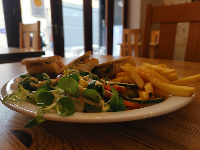 4 Surrey St, Lowestoft NR32 1LJ, United Kingdom