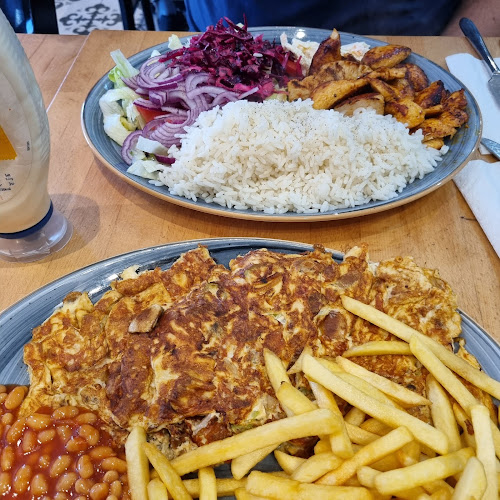 Comentarii opinii despre Gunays Cafe