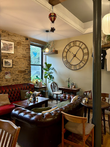 The Drop Off Cafe - Bury