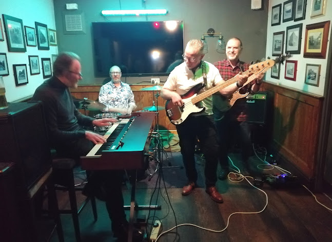 Golden Lion - Lancaster