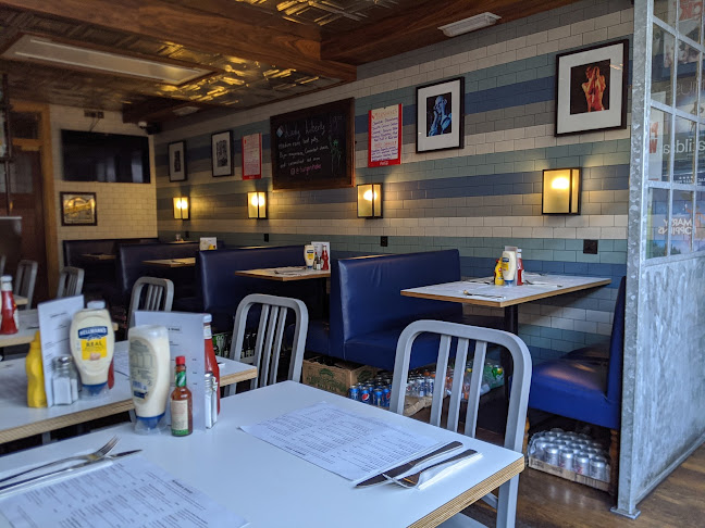 Comentarii opinii despre Burger & Shake