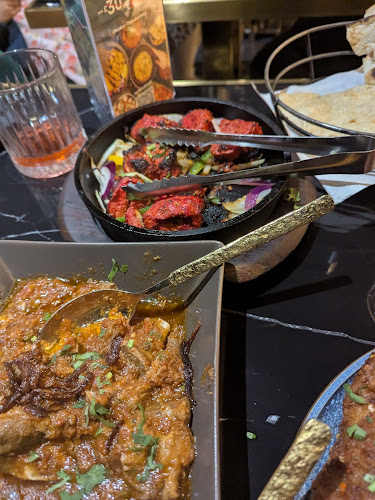 121 Upper Tooting Rd, London SW17 7TJ, United Kingdom