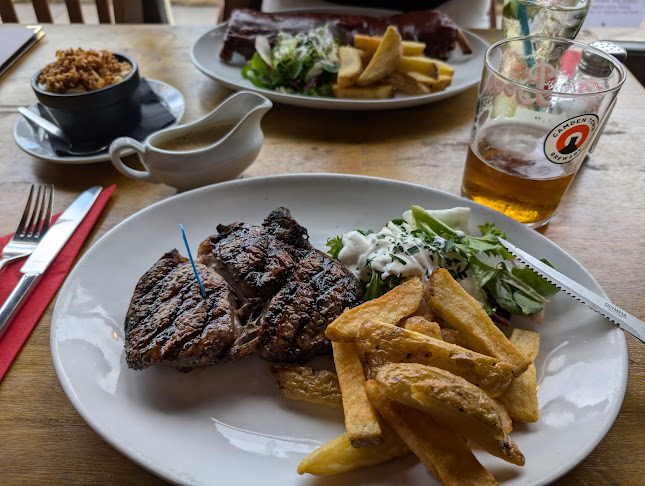 Cattlemen's Grill - Hospitality and gastronomy