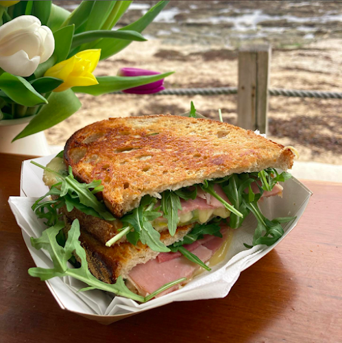 Castle Beach Café - Falmouth