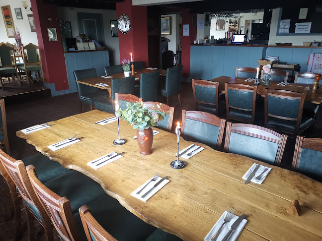 Comentarii opinii despre Four Crossroads Inn