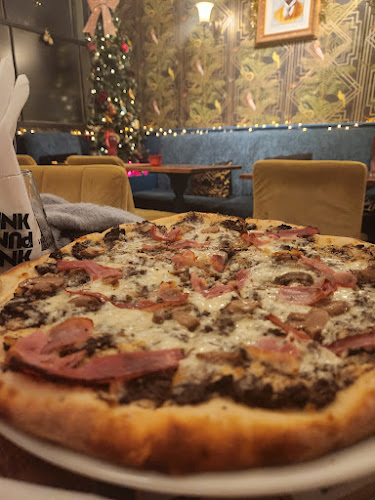 50 Croydon Rd, Reigate RH2 0NH, United Kingdom