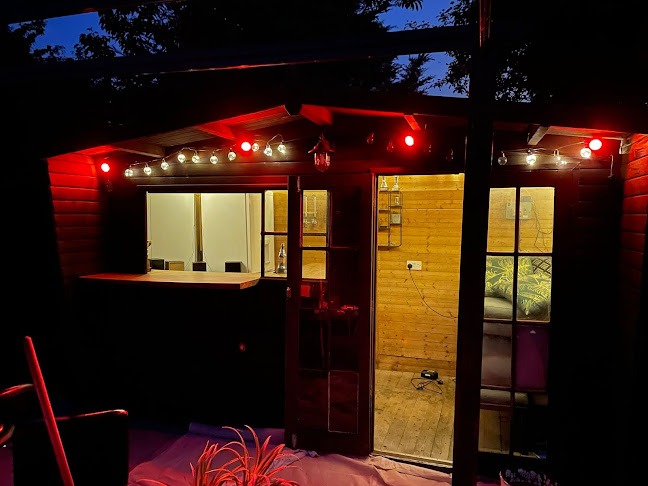 Opinii despre The Log Bar în Swanscombe - Hospitality and gastronomy