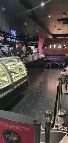 Creams Cafe Enfield - Hospitality and gastronomy