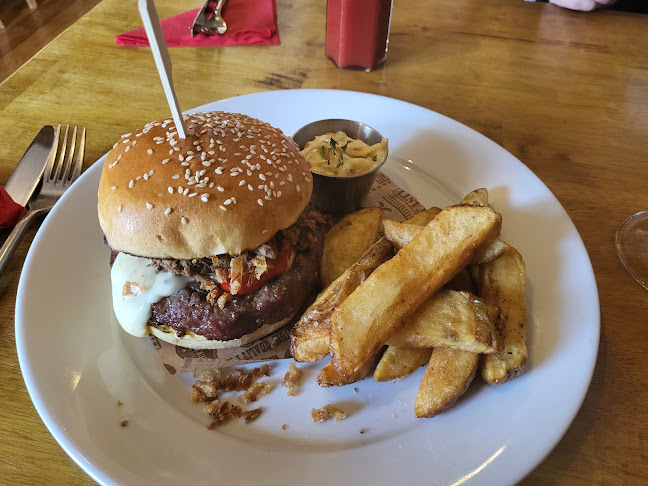 17 Cheltenham Cres, Harrogate HG1 1DH, United Kingdom