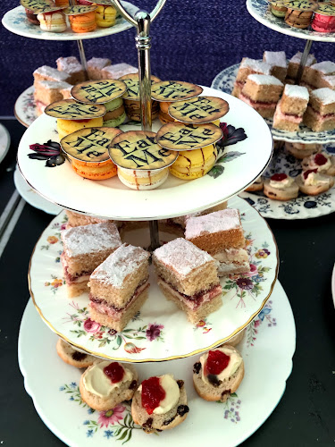 Opinii despre Catering By Truly Scrumptious Limited în Thame - Hospitality and gastronomy