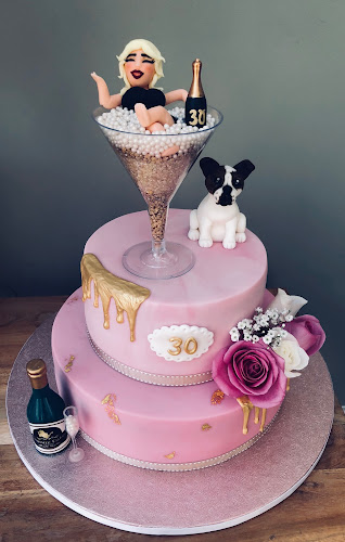 Couture cakes Medway