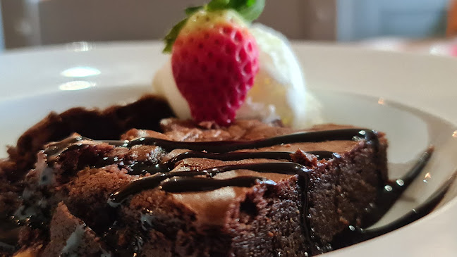 Opinii despre GT's Bar & Grill în Deeside - Hospitality and gastronomy