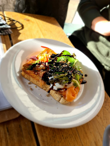 Opinii despre JJ and Little Dots în Hereford - Hospitality and gastronomy