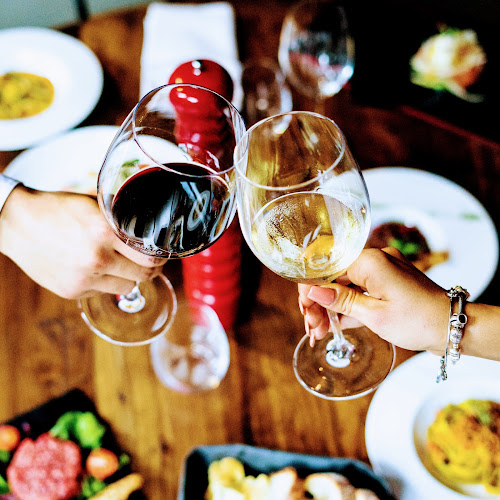 Opinii despre Enoteca Rosso în London - Hospitality and gastronomy