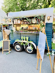 Adams & Rose Purveyors of fine gin & rum