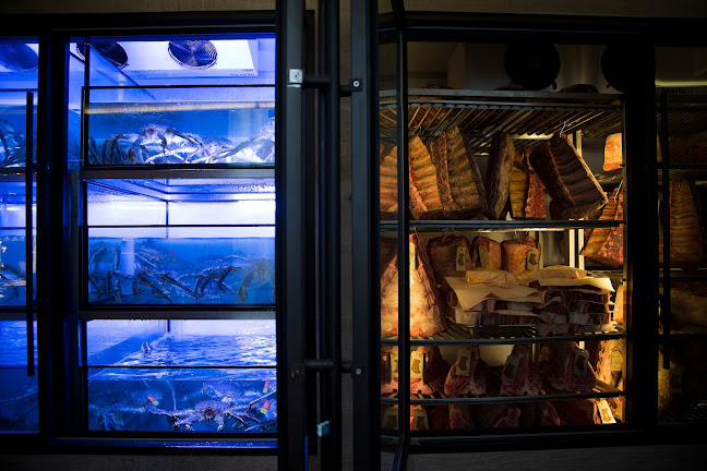 3 Chapel Pl, London W1G 0BG, United Kingdom