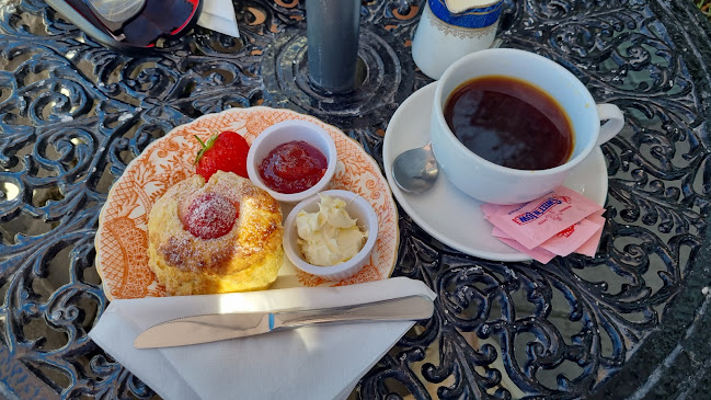 Café Victoria’s Sandwich - Neston