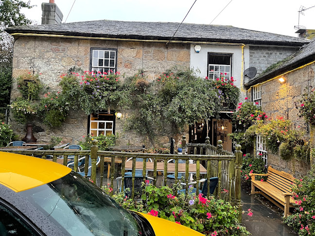 The Logan Rock Inn - Hospitality and gastronomy