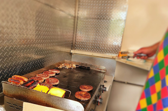 Opinii despre Snack Attack Burger Van în Wantage - Hospitality and gastronomy