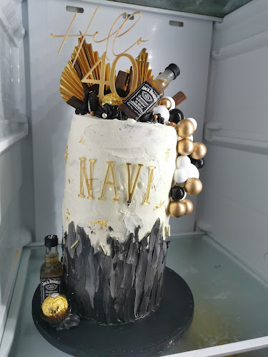 EmiLyne's Bakes - Andover