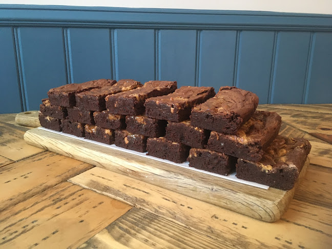 24 Bletchley Ave, Horsforth, Leeds LS18 4FA, United Kingdom