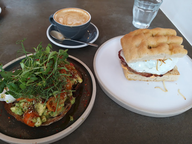 Comentarii opinii despre Pantry