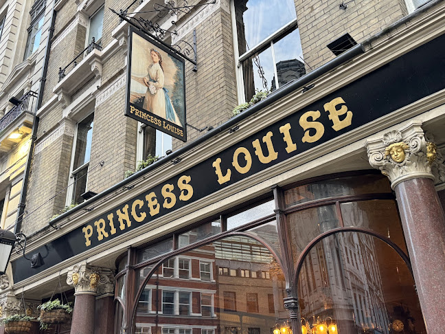 Princess Louise, Holborn - Hospitality and gastronomy