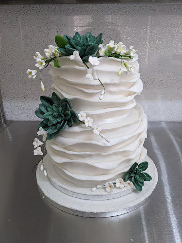 Comentarii opinii despre Cake & Sprinkles Cakeaway & Cake School, Cake Makers Accessories.