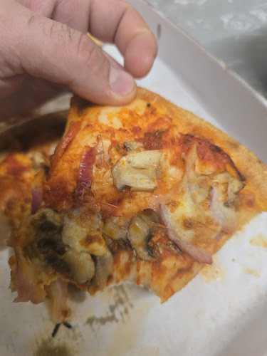 Opinii despre Princes Pizza în London - Hospitality and gastronomy