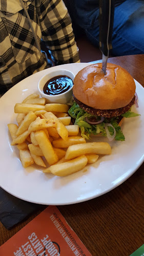 Comentarii opinii despre George & Dragon