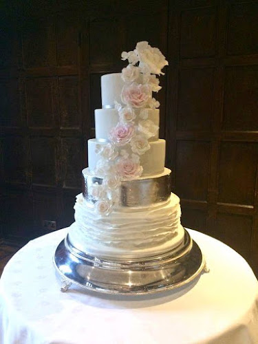 Opinii despre Designer Cakes by Elle în Kingston upon Thames - Hospitality and gastronomy