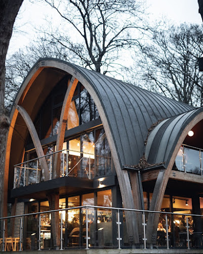 Louis House, Princes Ave, Roundhay, Oakwood, Leeds LS8 2FA