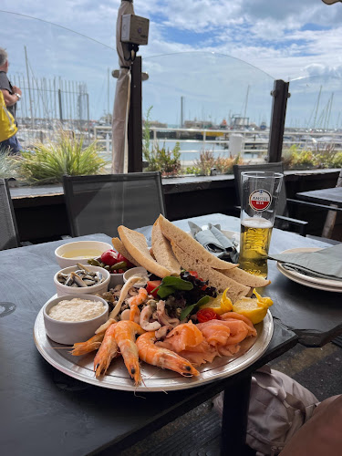 Opinii despre Arch Bar Lounge & Kitchen în Ramsgate - Hospitality and gastronomy