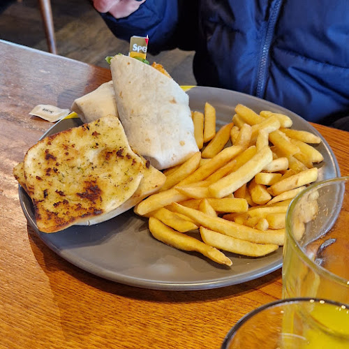 Opinii despre Nando's Trowbridge în Trowbridge - Hospitality and gastronomy