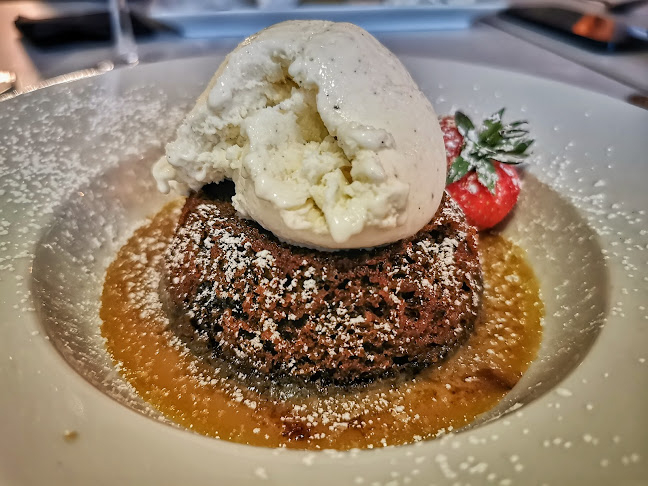 260 Bradford Rd, Batley WF17 6JD, United Kingdom