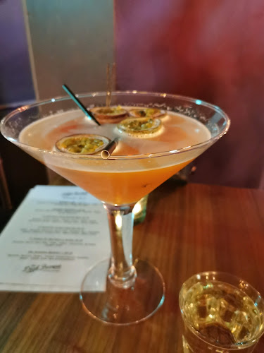 Comentarii opinii despre The Dead Famous