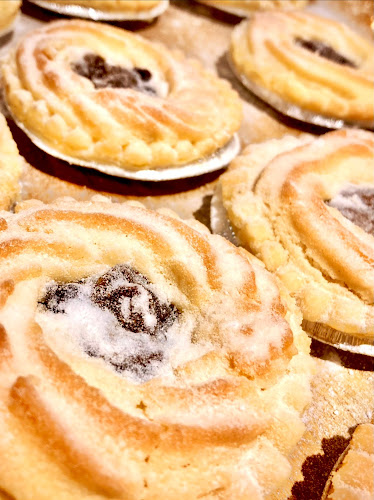 Granthams Family Bakers - Batley