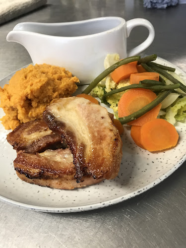 The Royal Oak Knaphill - Hospitality and gastronomy