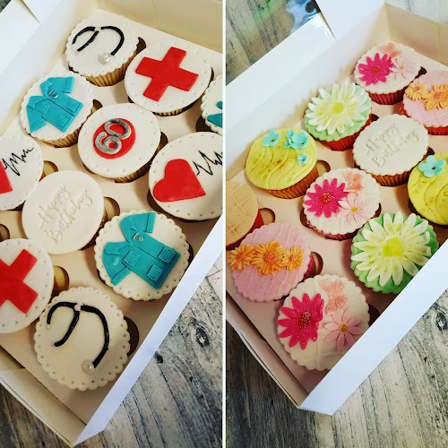 Couture Cakes & Confections Mold