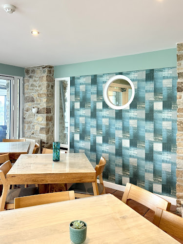 The Cove At Maenporth