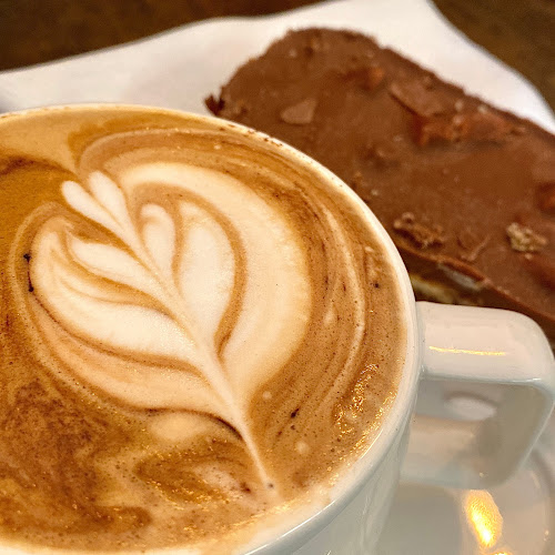 37 Market Place, Kendal LA9 4TP