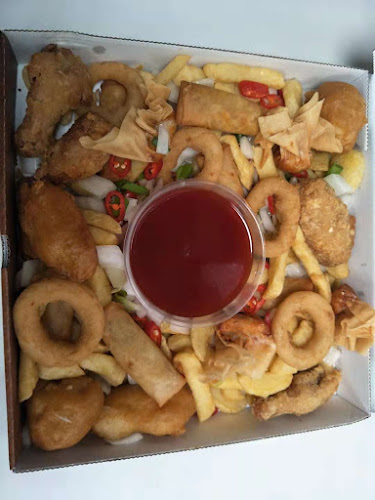 Chung Wah Chinese Takeaway - Hospitality and gastronomy