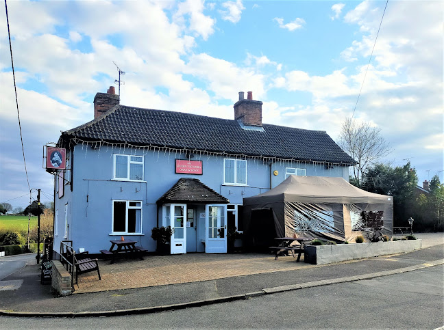 The Queen Victoria - Hospitality and gastronomy