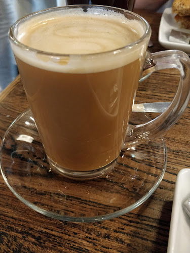 Comentarii opinii despre Cafe 24