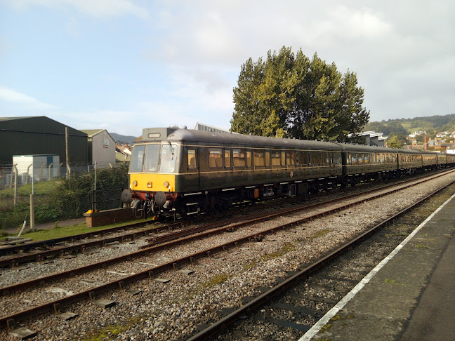 Comentarii opinii despre Turntable Cafe