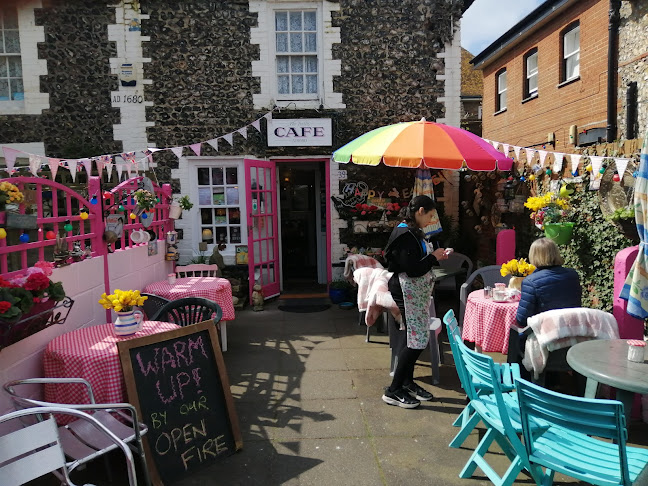 The Trellis Café, Tea Rooms and Garden - Hospitality and gastronomy