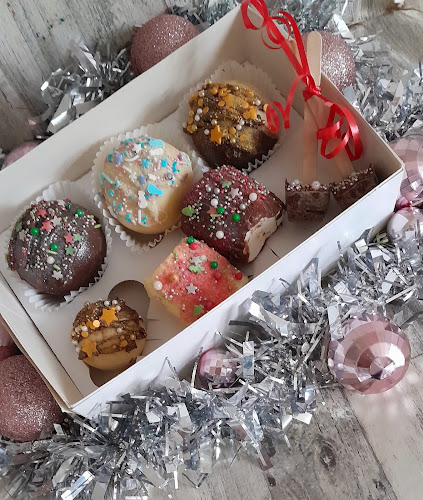 Couture Cakes & Confections Mold