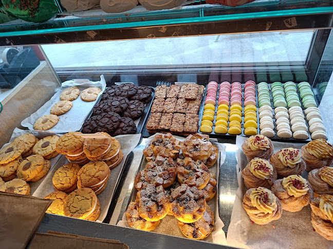 52 Bank St, Newquay TR7 1AX