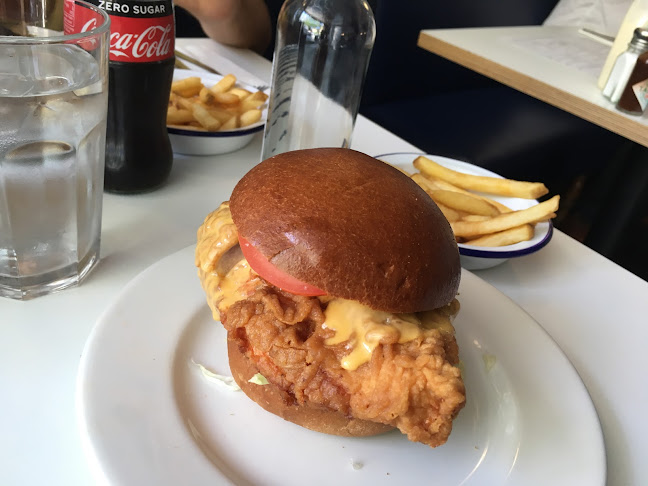 Opinii despre Burger & Shake în London - Hospitality and gastronomy